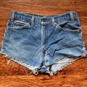 Vintage Levi’s 550 High Waisted Denim Shorts